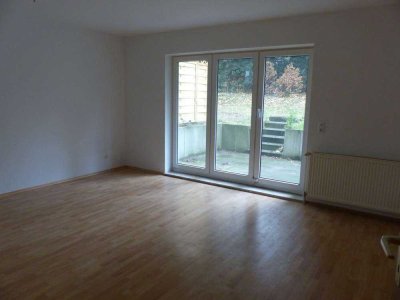 Schöne, lichtdurchflutete 2-Zimmer-Wohnung mit Terrasse in Bremen-Gröpelingen (Lindenhof)
