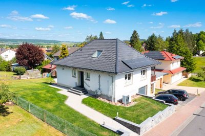 Modernisiertes Einfamilienhaus mit Garten, Kamin und hochwertiger Ausstattung sowie Ausbaureserve!
