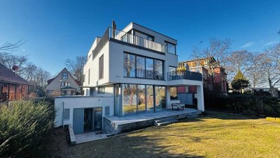 180 Grad unverbaubarer Spreeblick und Blick ins Grüne - Penthouse-Maisonette im Dreifamilienhaus