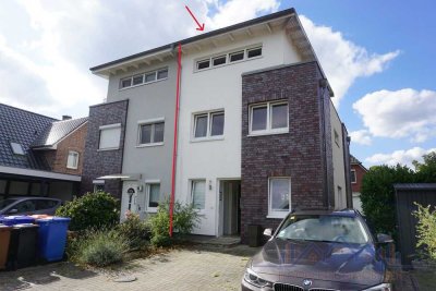 Moderne Doppelhaushälfte in ruhiger Wohnsiedlung
