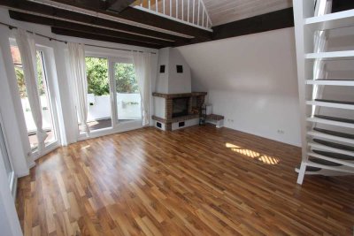 *** Individuelle, neuwertige Maisonette Wohnung in ruhiger Lage von Königstein Schneidhain ***