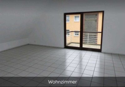 Gepflegte 3-Zimmer Maisonette-Wohnung mit Garage in Lennetal