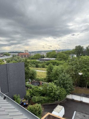 Erstbezug in sanierte Dachgeschosswohnung mit wunderschönem Ausblick in Dortmund-Hörde