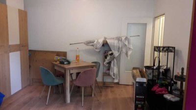 Wohnen mit Charakter: Kompakte Wohnung in Augsburg-Haunstetten