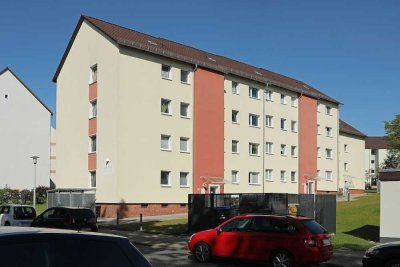 3-Zimmer-Wohnung mit Loggia // 2.OG rechts