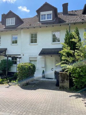Schönes Reihenmittelhaus 
in Wiesbaden-Sonnenberg Heidestock