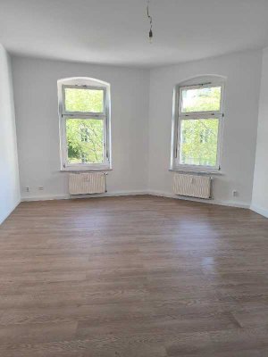 Erstbezug nach Renovierung, Schöne 3-Raum Wohnung Nähe S/U-Bahnhof Lichtenberg