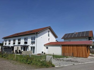 ansprechendes 5-Zimmer-Reihenmittelhaus mit Einbauküche in Ampfing
