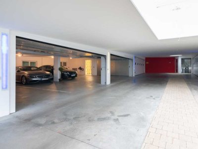8 GARAGEN Plätze !
Exklusive Maisonettewohnung mit TRAUM-Aussicht
PROVISIONSFREI