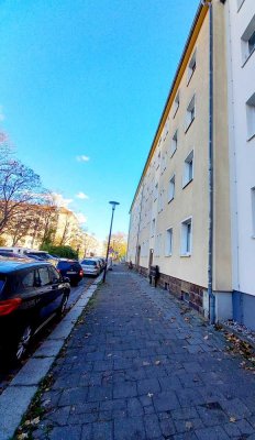 Große 3 Raumwohnung sucht Familienanschluß!