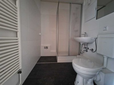 Großzügige 3-Zimmer-Wohnung mit separater Küche und moderner Dusche! + 2 NKM sparen*