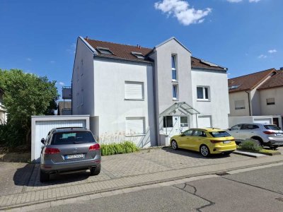 Exklusive, neuwertige 2-Raum-Wohnung mit Balkon und EBK in Bad Rappenau