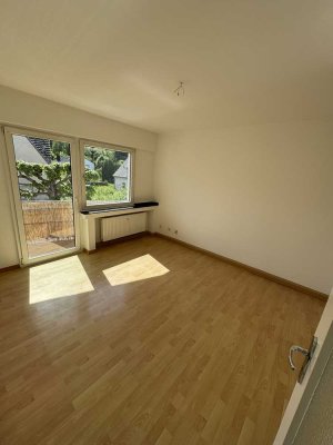 Helle & gepflegte 3-Zimmer-Wohnung mit Balkon – Nähe Rhein!