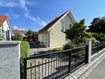 Gepflegtes Einfamilienhaus mit schönem Garten