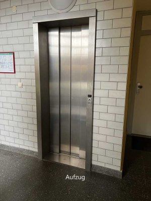 2-Zimmer Wohnung mit Balkon im 7. OG in Dreieich