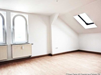 IDEAL für Studenten / Azubis -- schöne kleine 2-R-DG-Wohnung zum fairen Preis !