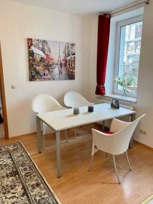 Modern möblierte Wohnung