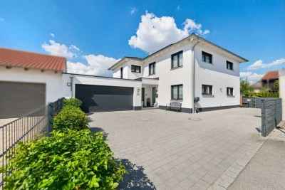 Provisionsfrei: A+ Stadtvilla mit Einliegerwohnung