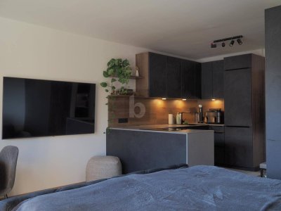 HOCHWERTIG SANIERT IN PARSCH MIT BALKON! IDEAL ZUM STARTEN ODER ANLEGEN