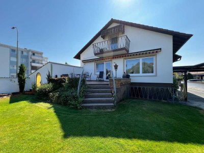 Modernisiertes Einfamilienhaus mit schönem Grundstück