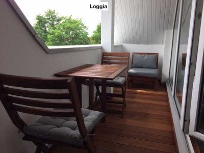 Stilvolle 2 Zi-Wohnung mit Loggia und Einbauküche im Viertel
