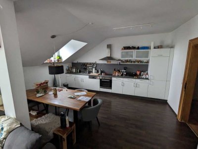 Schöne 2-Zimmer-Wohnung mit Einbauküche  und Balkon der Limburger Innenstadt
