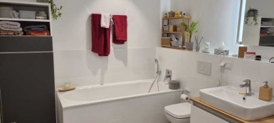 Exklusiver Neubau in der Nordstadt: Lichtdurchflutete 3-Zimmer-Wohnung mit Süd-Loggia und Top-Aussta