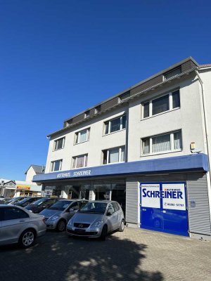 2 Zimmer Wohnung, teilrenoviert