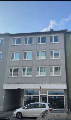 Zentraler geht´s nicht: Mitten im Herzen von Neu-Ulm - Mehrfamilienhaus mit Gewerbe und 3 Wohnungen