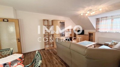 Sehr gepflegte und möblierte Eigentumswohnung im Dachgeschoss mit Balkon - Stadtrand von Waidhofen