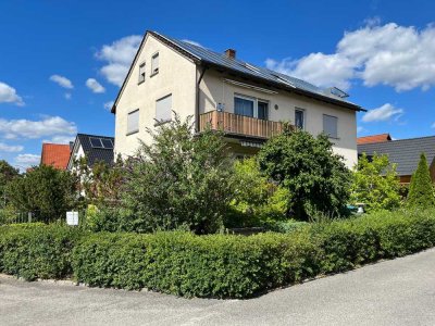 Pettstadt - Bamberg, 3-Parteien - Bestlage - gepflegte Einheit - 4 Garagen - 245qm Wohnfläche