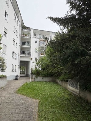 Schöne 2-Zimmer-Wohnung mit EBK in Offenbach 2 x Balkon
