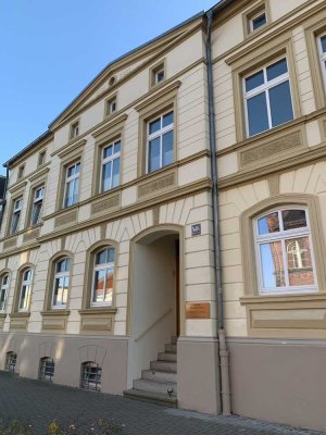 Wunderschöne und neu renovierte 82qm Wohnung in Grimmen verfügbar