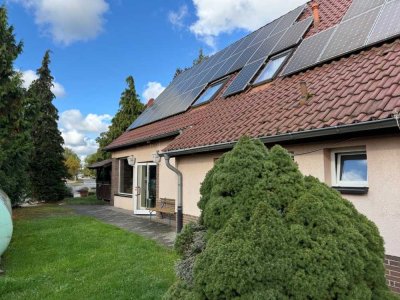 Brandis: sofort frei | Wohnen und Arbeiten unter einem Dach | zentral gelegen