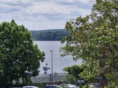 Seeblick in Sonnendurchfluteter, großzügigen 5-Zimmer Maisonettwohnung