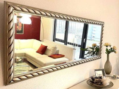 ** Löffelfertige Möbliertwohnung mit Rheinblick **