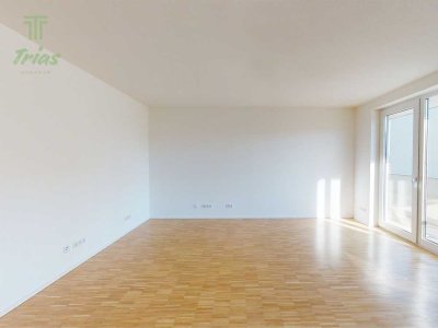 Großzügig geschnittene  4-Zimmer-Wohnung mit zwei Bädern und Terrasse!
