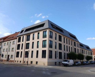 Hochwertige 3-Zimmer-Wohnung mit Dachterrasse, Fahrstuhl und Tiefgaragenstellplatz
