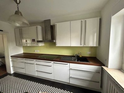 Einfamilienhaus mit großem Garten