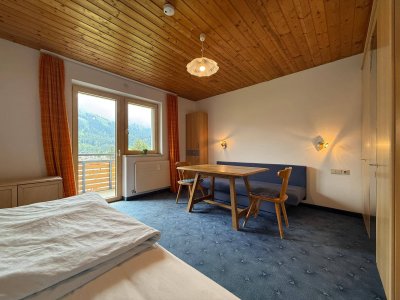 Kleine Wohnung(en) in erhöhter Sonnenlage