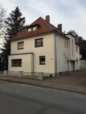 Gepflegte 2-Zimmer-Wohnung (Wohnzimmer, Schlafzimmer + Küche extra) mit EBK in Bielefeld