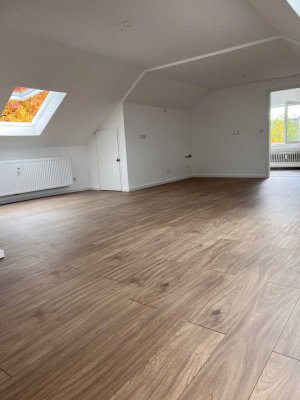 Erstbezug nach Sanierung: freundliche 2-Zimmer-Wohnung mit gehobener Innenausstattung in Betzdorf