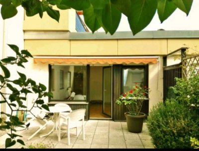 Helle 1 Zimmer Terrassenwohnung mit privatem Garten - für 1 Person - nahe BMW