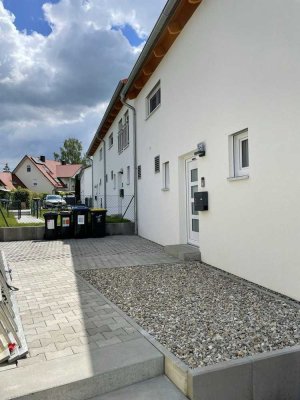 Attraktives und neuwertiges 4,5-Zimmer-Reiheneckhaus mit gehobener Innenausstattung in Scheuring