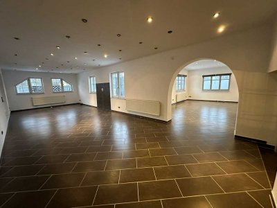 Luxuriöse Traumwohnung im Penthouse-Stil mit riesiger Dachterrasse in Engelskirchen-Wiehlmünden