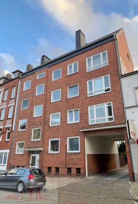 Bereich Hansastraße - schicke, helle 2 Zimmerwohnung im DG.