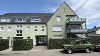 Ruhige 2 ZKB im DG in frisch renoviertem KfW-Effizienzhaus in Augsburg-Lechhausen