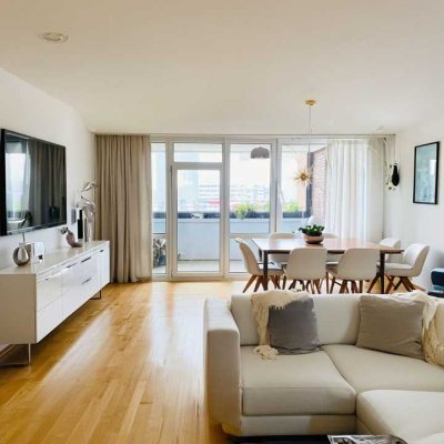 Exklusives Wohnen über den Dächern Düsseldorfs – 10. Etage im Orion Haus mit EBK, Balkon & TG