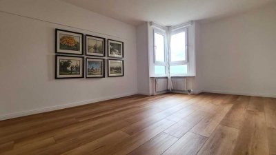 *Wohnen mit Weitblick!  4,5-Zi.-Whg. mit Sonnenbalkon, Ravensburgerstraße, Ge-Bismarck!*