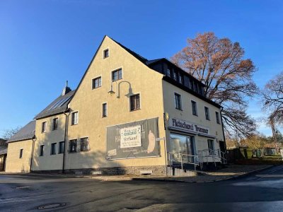DAS GLÜCK- IST RESERVIERT !!- Klasse WGH mit ehemg. Fleischerei+Laden i. EG+ 2 tolle WE Dachterrasse